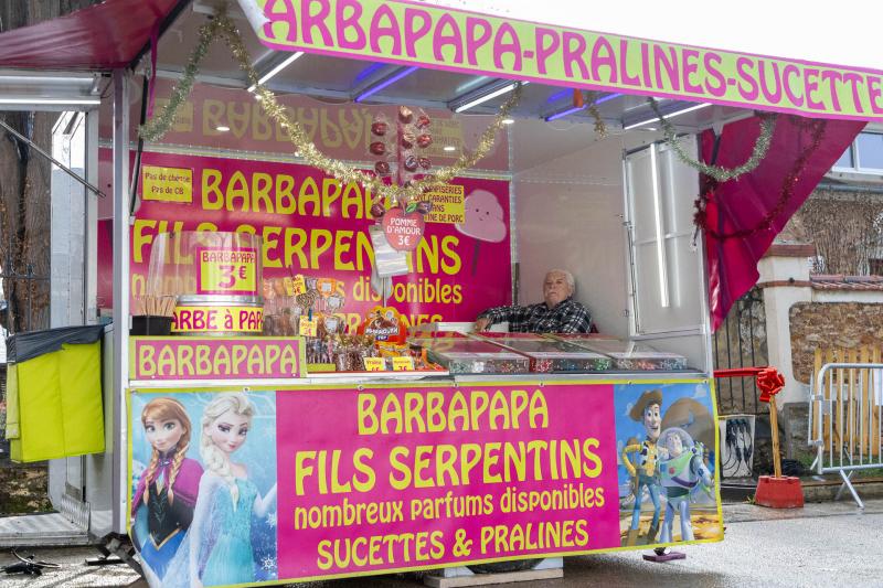 2025-12-06-07-marche-de-Noel-web-9598