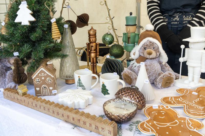 2025-12-06-07-marche-de-Noel-web-9606