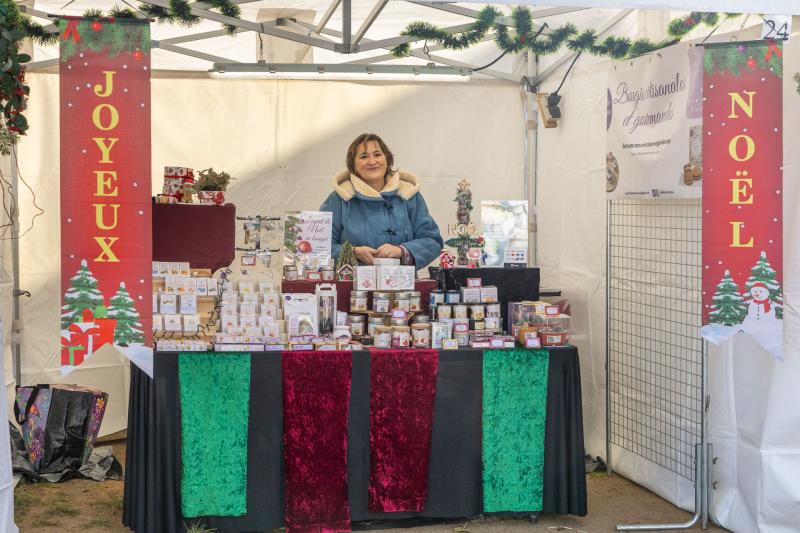 2025-12-06-07-marche-de-Noel-web-9686