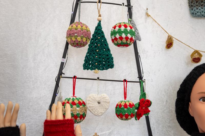 2025-12-06-07-marche-de-Noel-web-9765