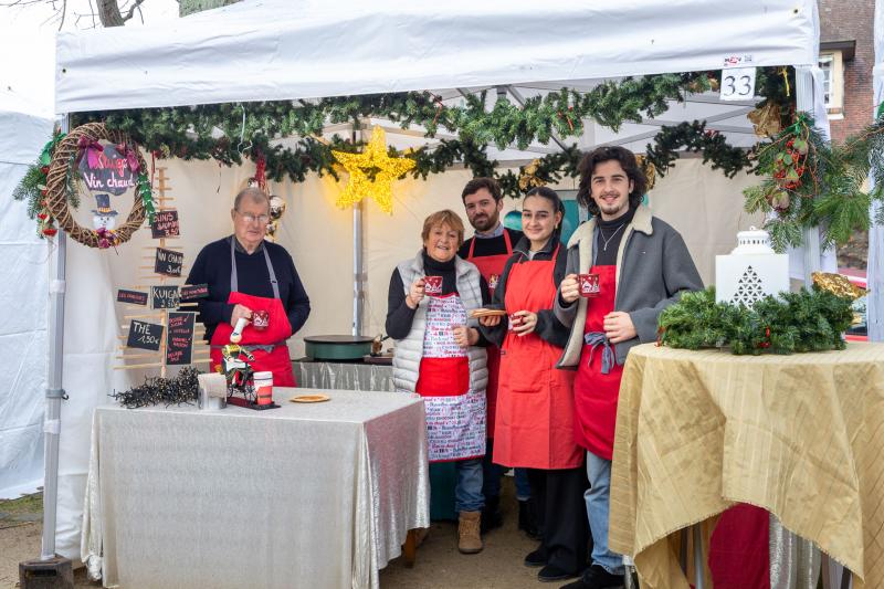 2025-12-06-07-marche-de-Noel-web-9943